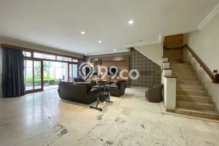 Rumah Mewah Dijual LT 270m2 di Babakan Ciparay, Bandung Rumah Mewah Dijual LT 270m2 di Babakan Ciparay, Bandung
