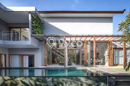 Rumah Elit Modern Tanpa Renovasi di canggu Badung Rumah Elit Modern Tanpa Renovasi di canggu Badung