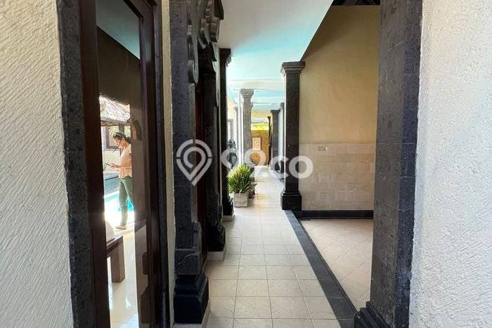 Rumah Asri di Sanur, Denpasar, Luas 200m² Bangunan 180m² Rumah Asri di Sanur, Denpasar, Luas 200m² Bangunan 180m²