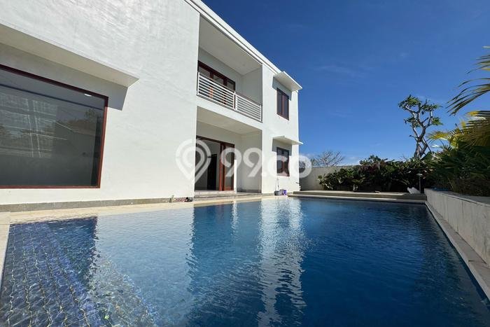 Rumah Mewah LB 305m2 Siap Huni Desain Elegan di Ungasan, Badung Rumah Mewah LB 305m2 Siap Huni Desain Elegan di Ungasan, Badung