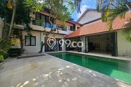 Rumah Mewah LB 275m2 Siap Pakai Desain Elegan di canggu, Badung Rumah Mewah LB 275m2 Siap Pakai Desain Elegan di canggu, Badung