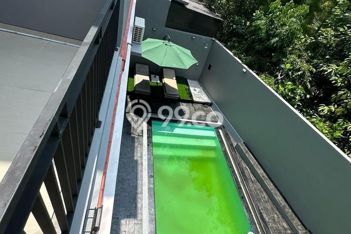 Rumah kawasan Kerobokan, Badung, Luas 168m² Bangunan 232m² Rumah kawasan Kerobokan, Badung, Luas 168m² Bangunan 232m²