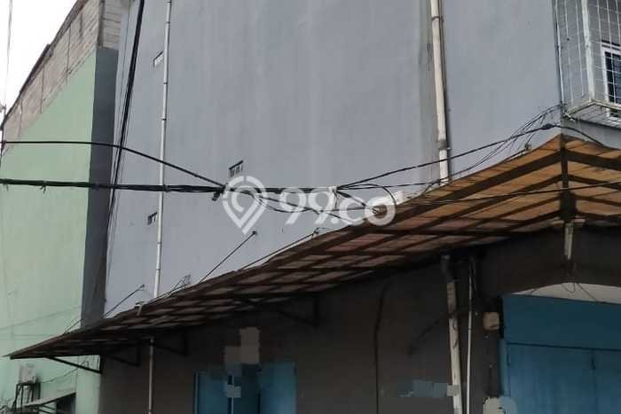 Ruko Dijual di Jakarta Barat LT 60m2 & LB 180m2 Lokasi Terbaik! Ruko Dijual di Jakarta Barat LT 60m2 & LB 180m2 Lokasi Terbaik!