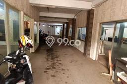 Ruko bagus disewakan di Cempaka Putih Jakarta Pusat dengan LB 817m2 harga sewa terbaik Ruko bagus disewakan di Cempaka Putih Jakarta Pusat dengan LB 817m2 harga sewa terbaik