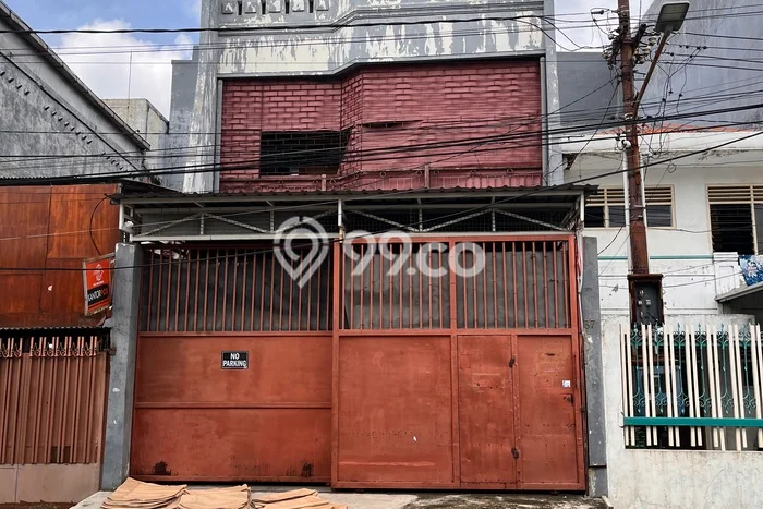 Dijual Rumah 3 Kamar Lokasi Strategis Bagus dan Strategis di Simokerto Dijual Rumah 3 Kamar Lokasi Strategis Bagus dan Strategis di Simokerto