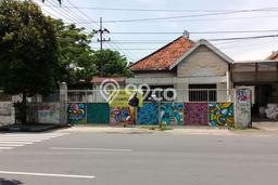 Rumah Bagus Siap Pakai Di Sawahan Luas 165m2 Aman Rumah Bagus Siap Pakai Di Sawahan Luas 165m2 Aman