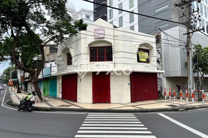 Unit Ruko Disewa Lokasi Genteng, Surabaya Spesifikasi Luas Bangunan 158m2 Unit Ruko Disewa Lokasi Genteng, Surabaya Spesifikasi Luas Bangunan 158m2