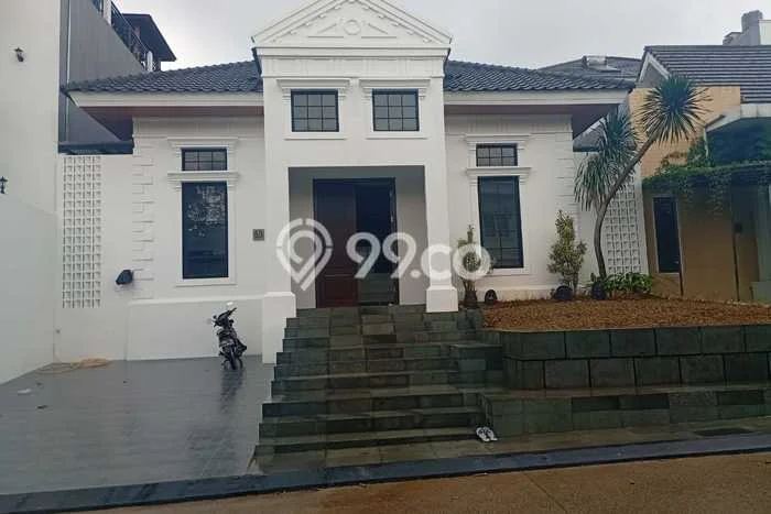 For Sale! Luxury House LT 216m2 Desain Elegan di Sentul City For Sale! Luxury House LT 216m2 Desain Elegan di Sentul City