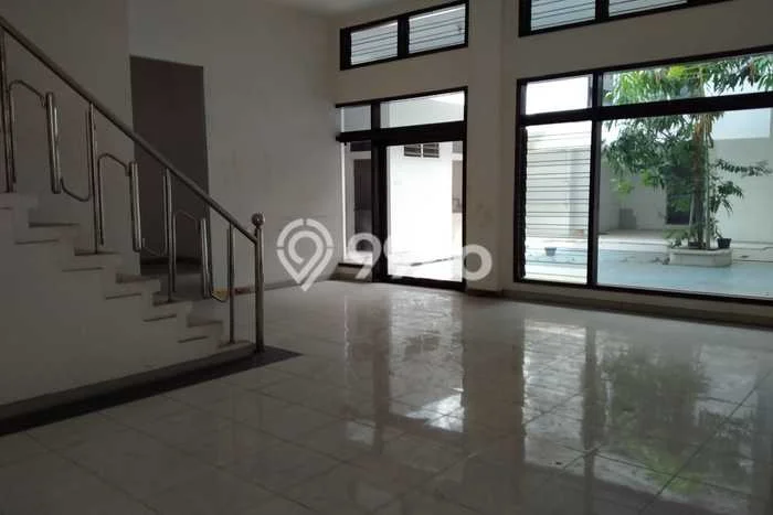 Dijual! Kantor di Diponegoro Surabaya LT 675m2 / LB 1100m2 Kawasan Strategis Dijual! Kantor di Diponegoro Surabaya LT 675m2 / LB 1100m2 Kawasan Strategis