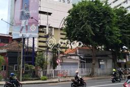 Hot Offer Hunian Mewah Ideal dan Luas di Genteng, Surabaya Hot Offer Hunian Mewah Ideal dan Luas di Genteng, Surabaya