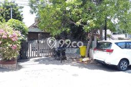 Rumah Luxury Modern Siap Huni di Diponegoro Surabaya Rumah Luxury Modern Siap Huni di Diponegoro Surabaya