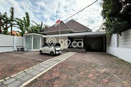 Unit Kantor Paling Strategis di Raya Darmo Surabaya dengan LB 400m2 Unit Kantor Paling Strategis di Raya Darmo Surabaya dengan LB 400m2