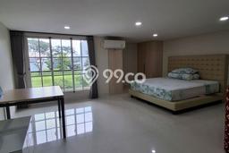 Jual Rumah Mewah Megah Dengan View Eksklusif di Citraland, Surabaya Jual Rumah Mewah Megah Dengan View Eksklusif di Citraland, Surabaya