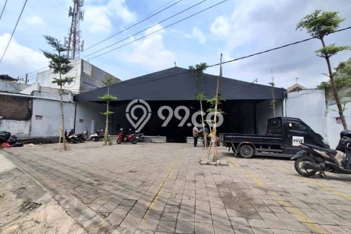 Kantor Dijual di Sawahan Surabaya dengan Luas Bangunan 500m2 Kantor Dijual di Sawahan Surabaya dengan Luas Bangunan 500m2