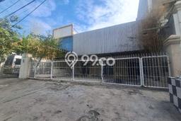 Rumah Luxury Modern Tanpa Renovasi di Diponegoro Surabaya Rumah Luxury Modern Tanpa Renovasi di Diponegoro Surabaya