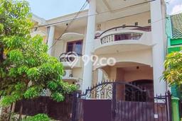 Rumah Strategis Minimalis Lb 120m2 di Wiyung, Surabaya Rumah Strategis Minimalis Lb 120m2 di Wiyung, Surabaya