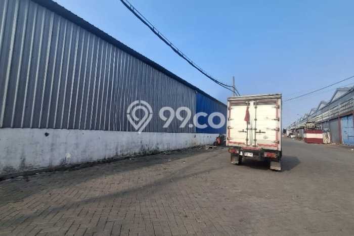 Unit Gudang Dijual di Gedangan Sidoarjo Luas Bangunan 1932m2 Unit Gudang Dijual di Gedangan Sidoarjo Luas Bangunan 1932m2
