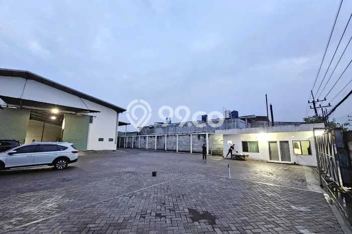 Area Strategis! Disewakan Gudang Lokasi Menganti, Gresik Cocok untuk Bisnis Area Strategis! Disewakan Gudang Lokasi Menganti, Gresik Cocok untuk Bisnis