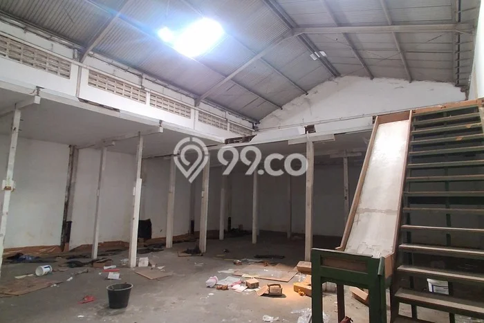 Gudang disewakan lokasi strategis Kenjeran Surabaya 340m2 Gudang disewakan lokasi strategis Kenjeran Surabaya 340m2