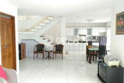 Sewa cepat rumah minimalis strategis 5 Kamar di Coblong, Bandung Sewa cepat rumah minimalis strategis 5 Kamar di Coblong, Bandung