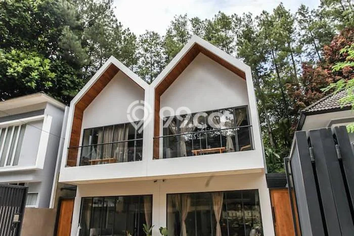 KESEMPATAN EMAS! Vila Kawasan Sukajadi, Dimensi 344m2m², Lingkungan Elite dengan keamanan terjaga KESEMPATAN EMAS! Vila Kawasan Sukajadi, Dimensi 344m2m², Lingkungan Elite dengan keamanan terjaga
