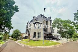 Jual Rumah Luas Elegan Dengan View Eksklusif di Sentul City, Bogor Jual Rumah Luas Elegan Dengan View Eksklusif di Sentul City, Bogor