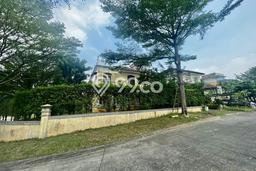 Hunian Mewah LB 125m2 Siap Huni Desain Elegan di Sentul City, Bogor Hunian Mewah LB 125m2 Siap Huni Desain Elegan di Sentul City, Bogor