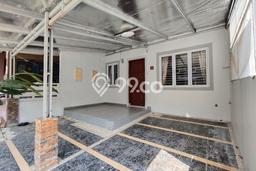 Rumah Minimalis 2 KT di Sentul City Bogor Semi Furnished Rumah Minimalis 2 KT di Sentul City Bogor Semi Furnished