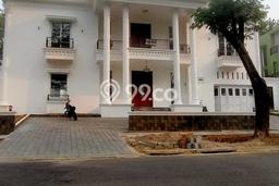 Rumah Elit LB 600m2 Siap Huni Desain Elegan di Sentul City, Bogor Rumah Elit LB 600m2 Siap Huni Desain Elegan di Sentul City, Bogor