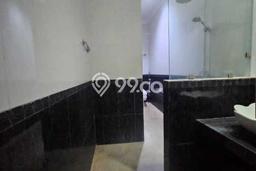 Rumah Kontrakan Tangerang LT 200m2 LB 200m2 Area Modernland Rumah Kontrakan Tangerang LT 200m2 LB 200m2 Area Modernland