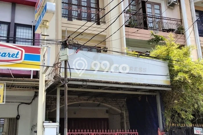 Dijual! Ruko di Tomang Jakarta Barat LT 60m2 / LB 128m2 Kawasan Strategis Dijual! Ruko di Tomang Jakarta Barat LT 60m2 / LB 128m2 Kawasan Strategis