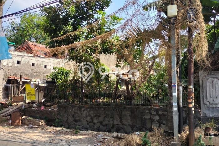 Tanah Dijual Area Strategis di Meruya Jakarta Barat 250m2 Tanah Dijual Area Strategis di Meruya Jakarta Barat 250m2