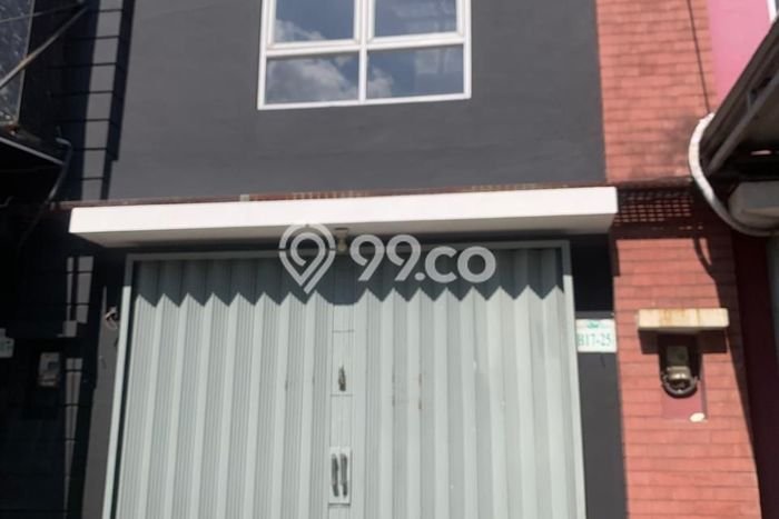 Ruko Dijual di Bekasi LT 40m2 & LB 80m2 Lokasi Terbaik! Ruko Dijual di Bekasi LT 40m2 & LB 80m2 Lokasi Terbaik!