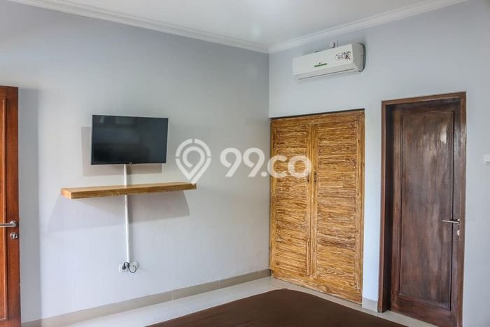 Vila di , Ukuran 554m2m², Cocok untuk tempat tinggal keluarga Vila di , Ukuran 554m2m², Cocok untuk tempat tinggal keluarga