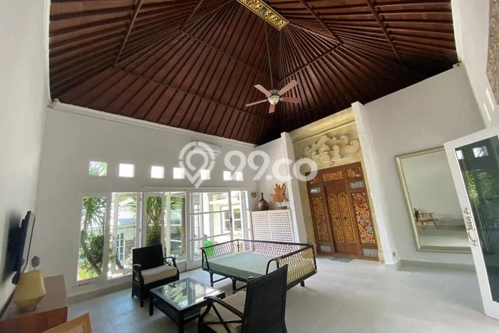 Vila Terawat Kawasan , Area 475m2m², Posisi Strategis dengan akses mudah Vila Terawat Kawasan , Area 475m2m², Posisi Strategis dengan akses mudah