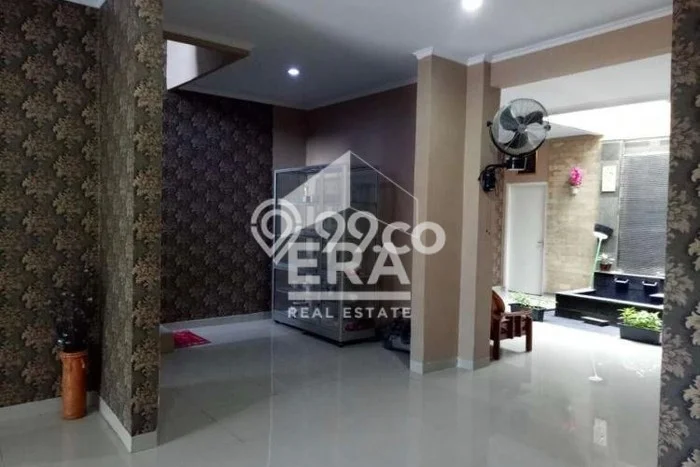 Jual Rumah Bagus Siap Huni LB 225m2 di Bekasi Timur, Bekasi Jual Rumah Bagus Siap Huni LB 225m2 di Bekasi Timur, Bekasi