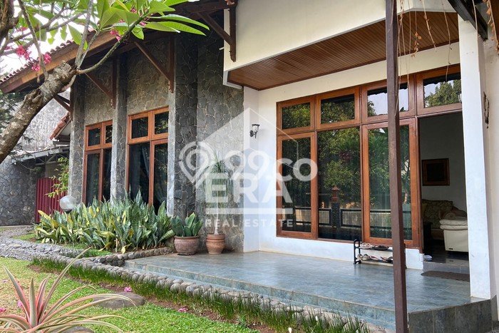 Rumah Mewah Dijual LT 600m2 di Ciracas, Jakarta Timur Rumah Mewah Dijual LT 600m2 di Ciracas, Jakarta Timur