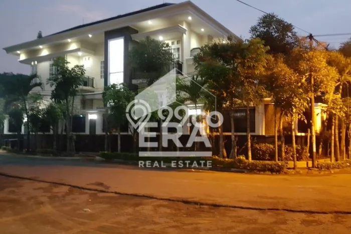 Siap Huni Hunian Elit 5 Kamar di Pondokmelati Dekat ke Mana Pun Siap Huni Hunian Elit 5 Kamar di Pondokmelati Dekat ke Mana Pun