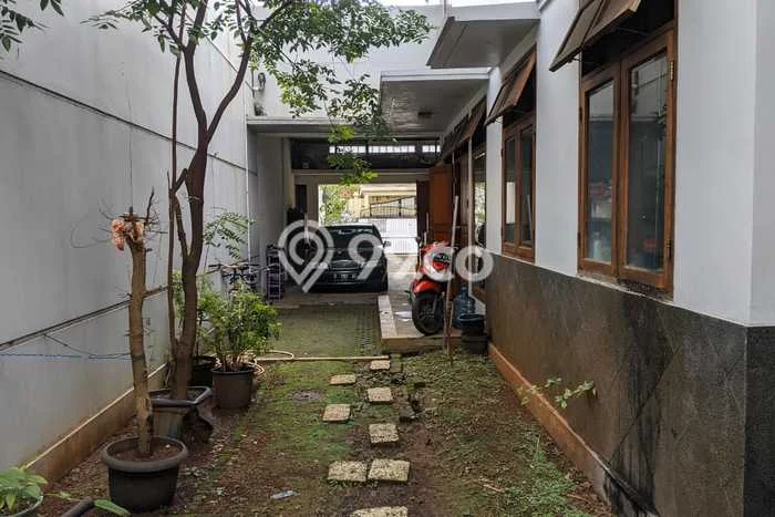 Rumah Mewah Siap Huni LT 515m2 di Cimanggis, Depok Rumah Mewah Siap Huni LT 515m2 di Cimanggis, Depok