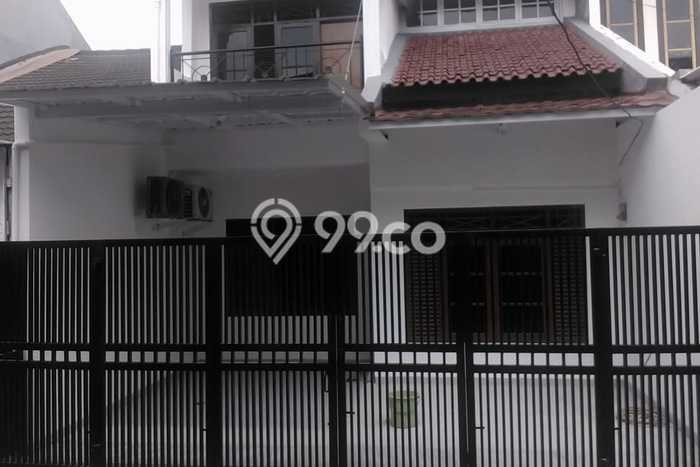 Rumah Modern 3 KT di Pondok Bambu Jakarta Timur Unfurnished Rumah Modern 3 KT di Pondok Bambu Jakarta Timur Unfurnished