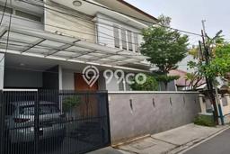 Siap Huni Rumah Mewah 4 Kamar di Cempaka Putih Dekat ke Mana Pun Siap Huni Rumah Mewah 4 Kamar di Cempaka Putih Dekat ke Mana Pun
