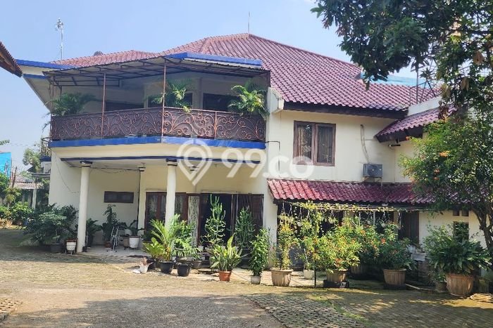 Jual Rumah Luas Elegan Dengan View Eksklusif di Jatiwarna, Bekasi Jual Rumah Luas Elegan Dengan View Eksklusif di Jatiwarna, Bekasi