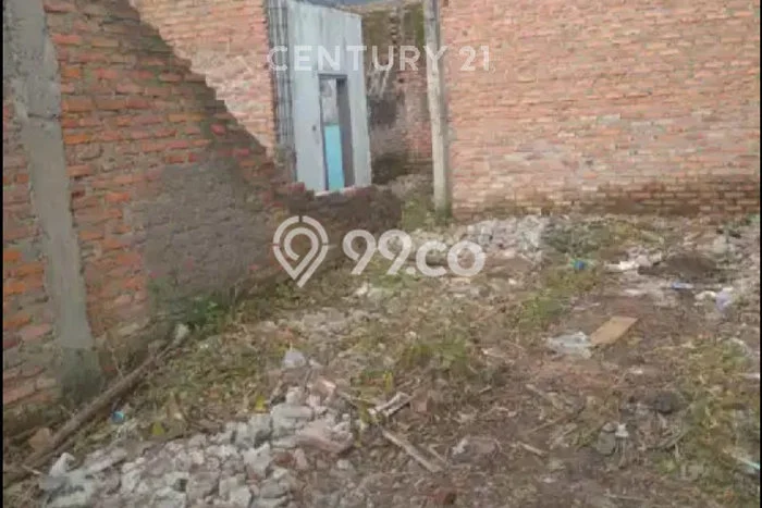 Tanah Dijual Lokasi Strategis di Jakarta Timur dengan Luas 227m2 Tanah Dijual Lokasi Strategis di Jakarta Timur dengan Luas 227m2