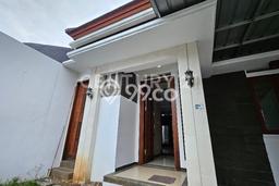 For Sale Hunian Rumah Terawat 2 KT di Pondok Bambu, Jakarta Timur For Sale Hunian Rumah Terawat 2 KT di Pondok Bambu, Jakarta Timur