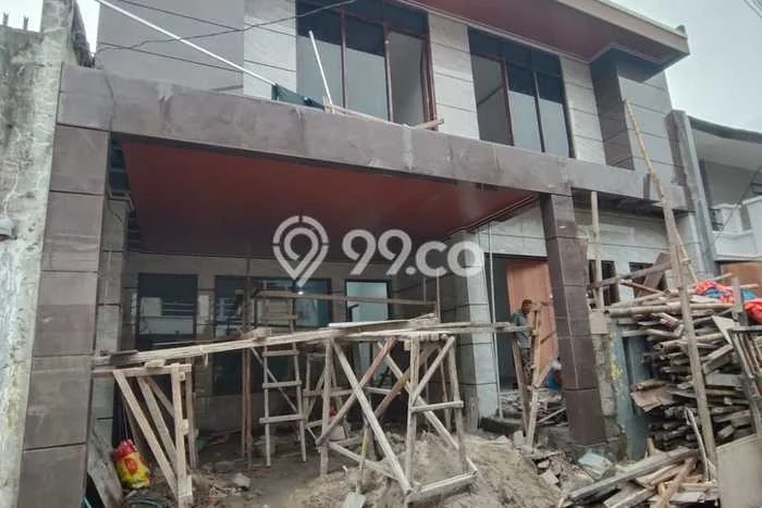 Rumah Mewah LB 200m2 Siap Pakai Desain Elegan di Kayu Putih, Jakarta Timur Rumah Mewah LB 200m2 Siap Pakai Desain Elegan di Kayu Putih, Jakarta Timur