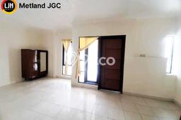 Disewakan Rumah Murah di Harapan Indah Bekasi dengan 4 Kamar Tidur Disewakan Rumah Murah di Harapan Indah Bekasi dengan 4 Kamar Tidur