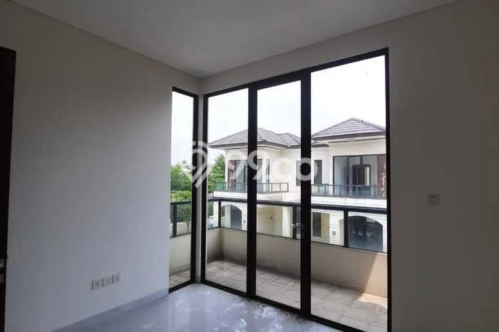 Dijual Rumah Modern 2 KT di Alam Sutera, Tangerang Dijual Rumah Modern 2 KT di Alam Sutera, Tangerang