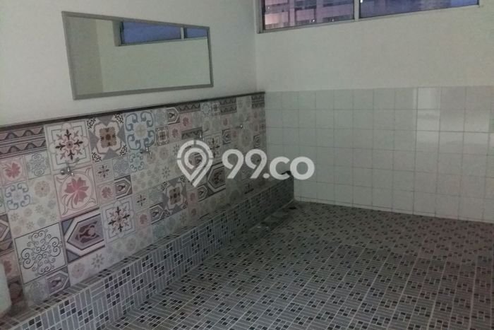 Komersial Bagus Dijual LB 1300m2 Lokasi Strategis Jakarta Barat Area Cocok untuk Bisnis Komersial Bagus Dijual LB 1300m2 Lokasi Strategis Jakarta Barat Area Cocok untuk Bisnis