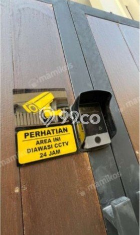 Dijual Rumah Kost di Kemanggisan, Jakarta Barat, 30 KT, 30 KM, Bangunan 250m2 Dijual Rumah Kost di Kemanggisan, Jakarta Barat, 30 KT, 30 KM, Bangunan 250m2