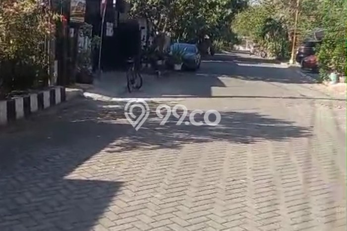 HOT DEAL! Jual Rumah Premium di Rungkut, Surabaya, Luas Tanah 164m2m² LB 164m2m² HOT DEAL! Jual Rumah Premium di Rungkut, Surabaya, Luas Tanah 164m2m² LB 164m2m²